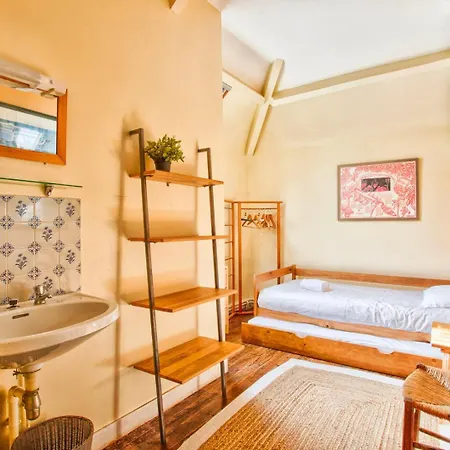 Dom wakacyjny La Rabouillere - House In Omaha