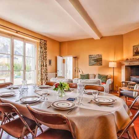 Ferienhaus La Rabouillere - House In Omaha Commes