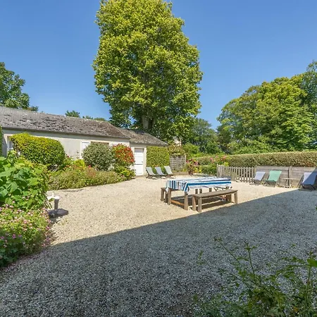 La Rabouillere - House In Omaha Commes