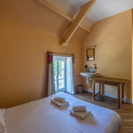 La Rabouillere - House In Omaha Commes