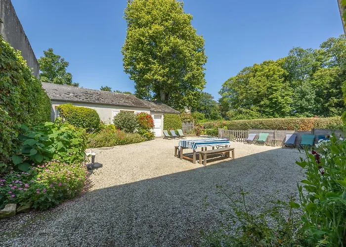 La Rabouillere - House In Omaha Commes