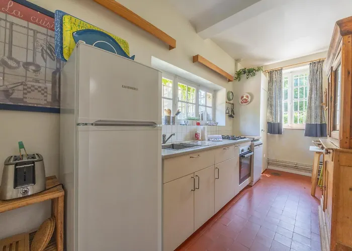 La Rabouillere - House In Omaha Commes