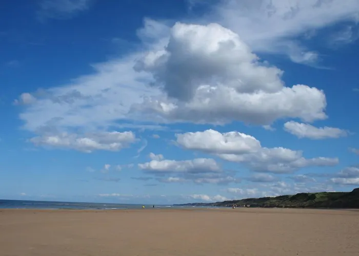 La Rabouillere - House In Omaha Commes